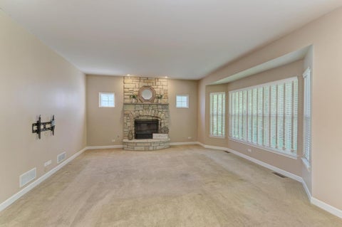 Tiny photo for 496 Bennett Drive, North Aurora, IL 60542 (MLS # 12625770)