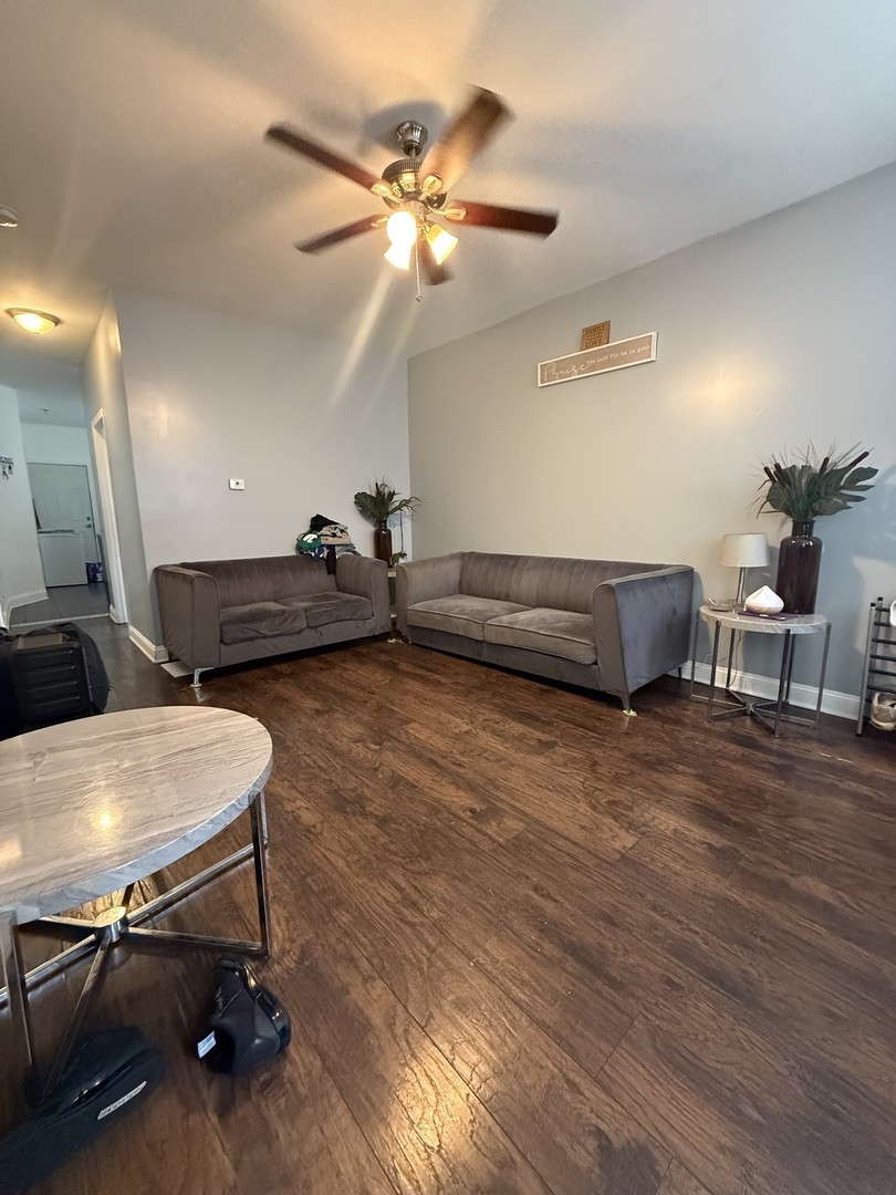 8329 S Burnham Avenue, Chicago, IL, 60617 1 8329 S Burnham Avenue