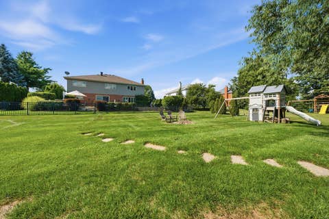 Tiny photo for 10800 Ridgewood Drive, Palos Park, IL 60464 (MLS # 12712932)
