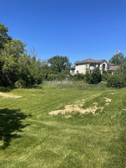 688 Spruce Drive Prospect Heights IL 60070