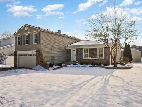 Tiny photo for 24W681 Woodcrest Drive, Naperville, IL 60540 (MLS # 12495784)