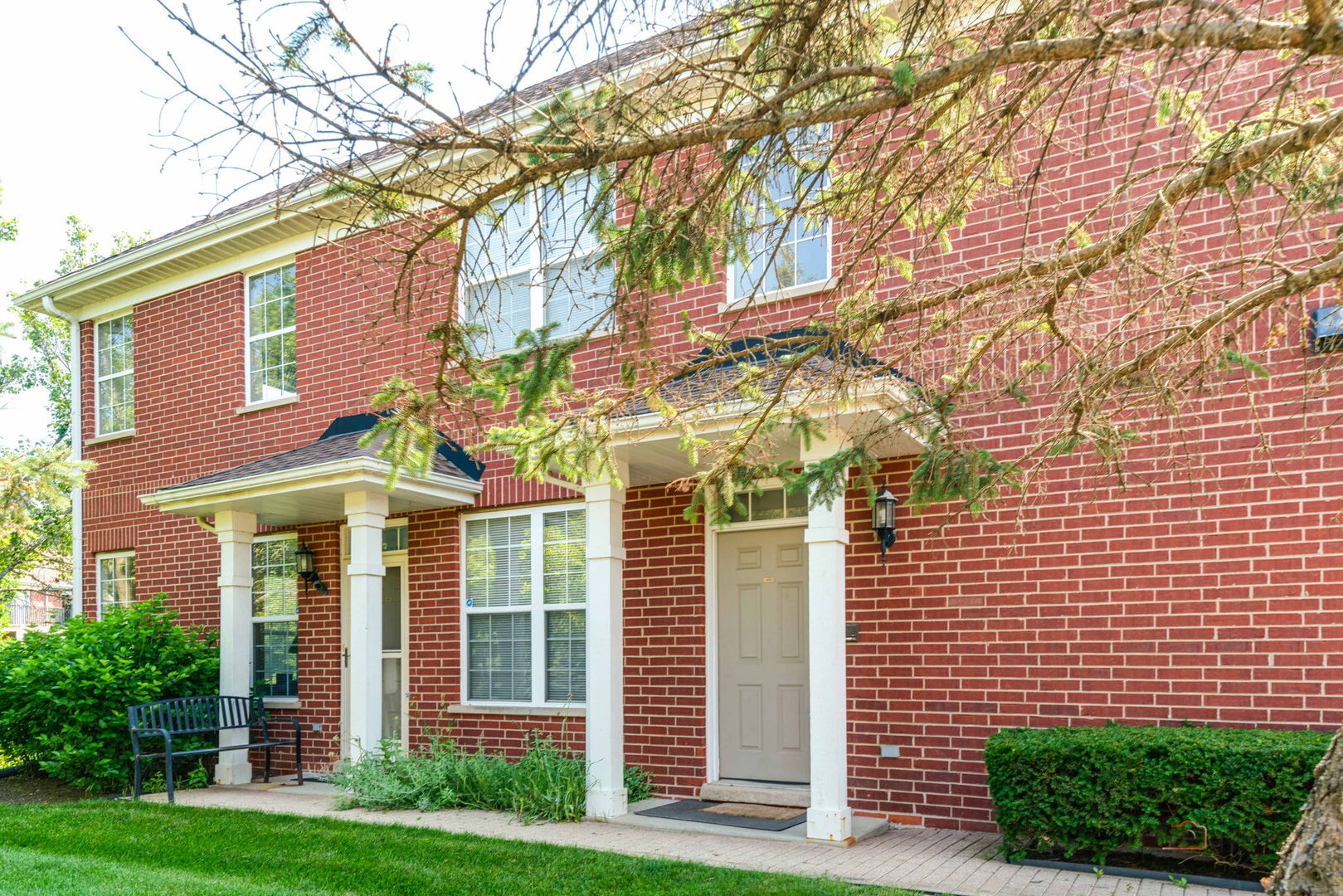 1002 Kensington Drive