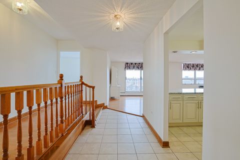 Tiny photo for 8815 W Golf Road #6I, Niles, IL 60714 (MLS # 12601139)