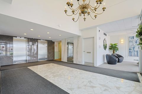 Tiny photo for 8815 W Golf Road #6I, Niles, IL 60714 (MLS # 12601139)