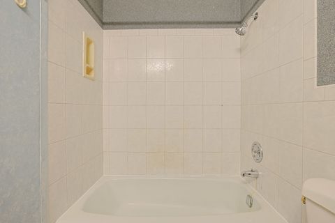 Tiny photo for 8815 W Golf Road #6I, Niles, IL 60714 (MLS # 12601139)