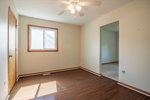 Tiny photo for 105 S Canyon Drive, Bolingbrook, IL 60490 (MLS # 12458040)