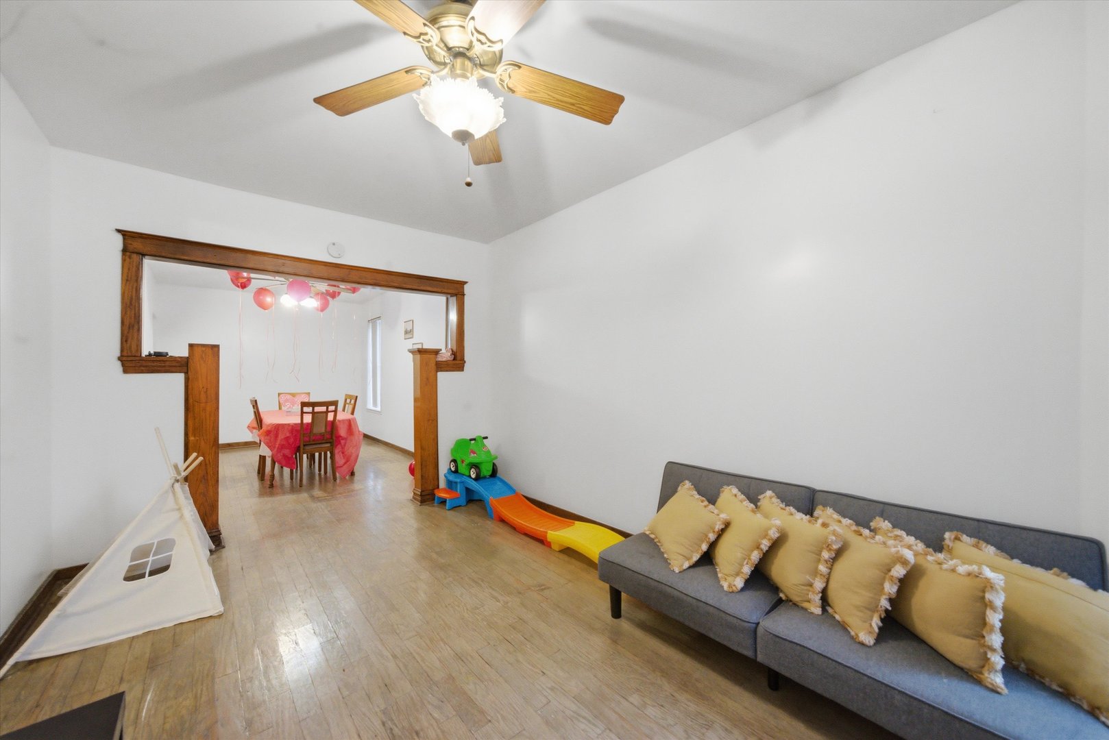 5969 W Augusta Boulevard