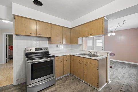 Tiny photo for 1031 Glenwood Avenue, Waukegan, IL 60085 (MLS # 12754837)