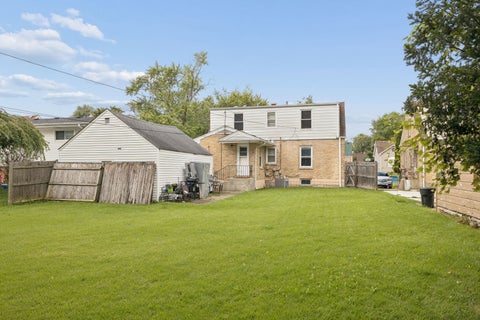 Tiny photo for 1031 Glenwood Avenue, Waukegan, IL 60085 (MLS # 12754837)