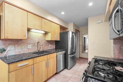 Tiny photo for 334 Plumwood Court, Vernon Hills, IL 60061 (MLS # 12633592)