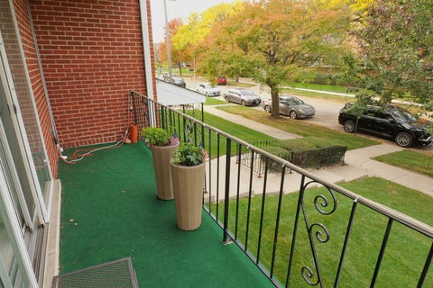 Tiny photo for 9605 S Komensky Avenue #101, Oak Lawn, IL 60453 (MLS # 12795356)
