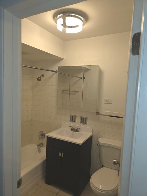 Tiny photo for 1115 Holiday Lane #17, Des Plaines, IL 60016 (MLS # 12449748)