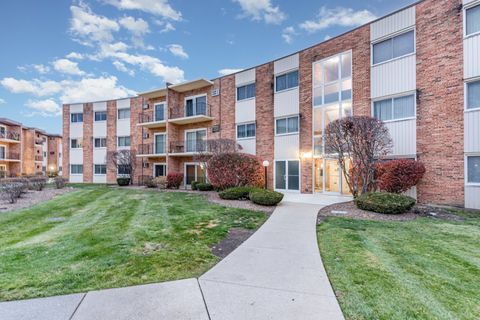 Photo of 9724 S Karlov Avenue #103, Oak Lawn, IL 60453 (MLS # 12522055)