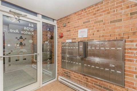 Tiny photo for 9724 S Karlov Avenue #103, Oak Lawn, IL 60453 (MLS # 12522055)