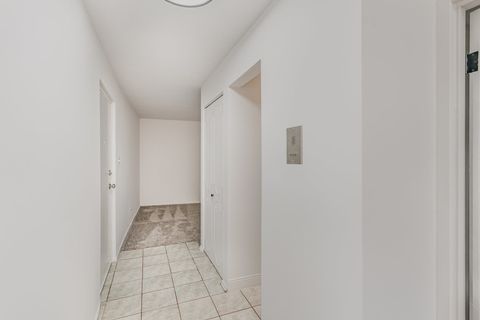 Tiny photo for 9724 S Karlov Avenue #103, Oak Lawn, IL 60453 (MLS # 12522055)