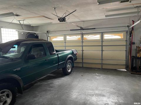 Tiny photo for 217 APPLE Lane, Anna, IL 62906 (MLS # EB456753)