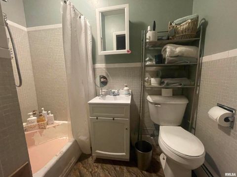 Tiny photo for 217 APPLE Lane, Anna, IL 62906 (MLS # EB456753)