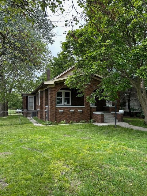 Tiny photo for 904 Johnson Street, Streator, IL 61364 (MLS # 12384774)