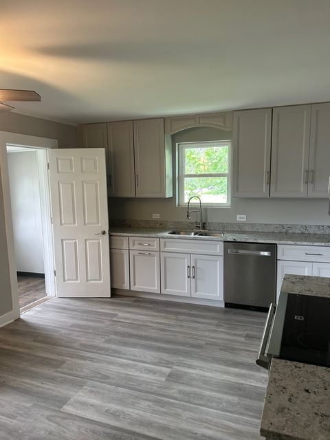 Tiny photo for 904 Johnson Street, Streator, IL 61364 (MLS # 12384774)