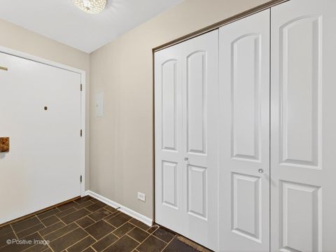 Tiny photo for Oakbrook Terrace, IL 60181 (MLS # 12522149)