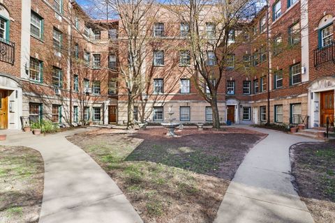 1820 W Chase Avenue 2 Chicago IL 60626