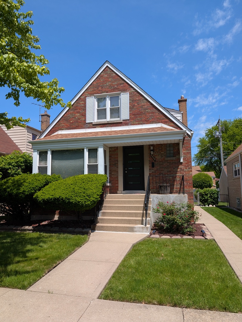 2638 W 83rd Street