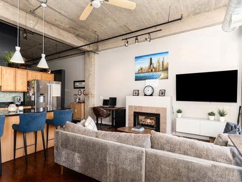 Tiny photo for 843 W Adams Street #611, Chicago, IL 60607 (MLS # 12741288)