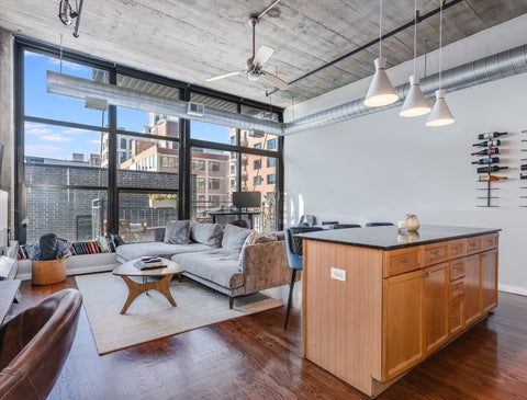 Tiny photo for 843 W Adams Street #611, Chicago, IL 60607 (MLS # 12741288)