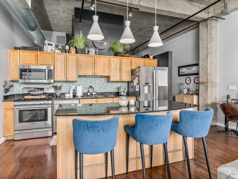 Tiny photo for 843 W Adams Street #611, Chicago, IL 60607 (MLS # 12741288)