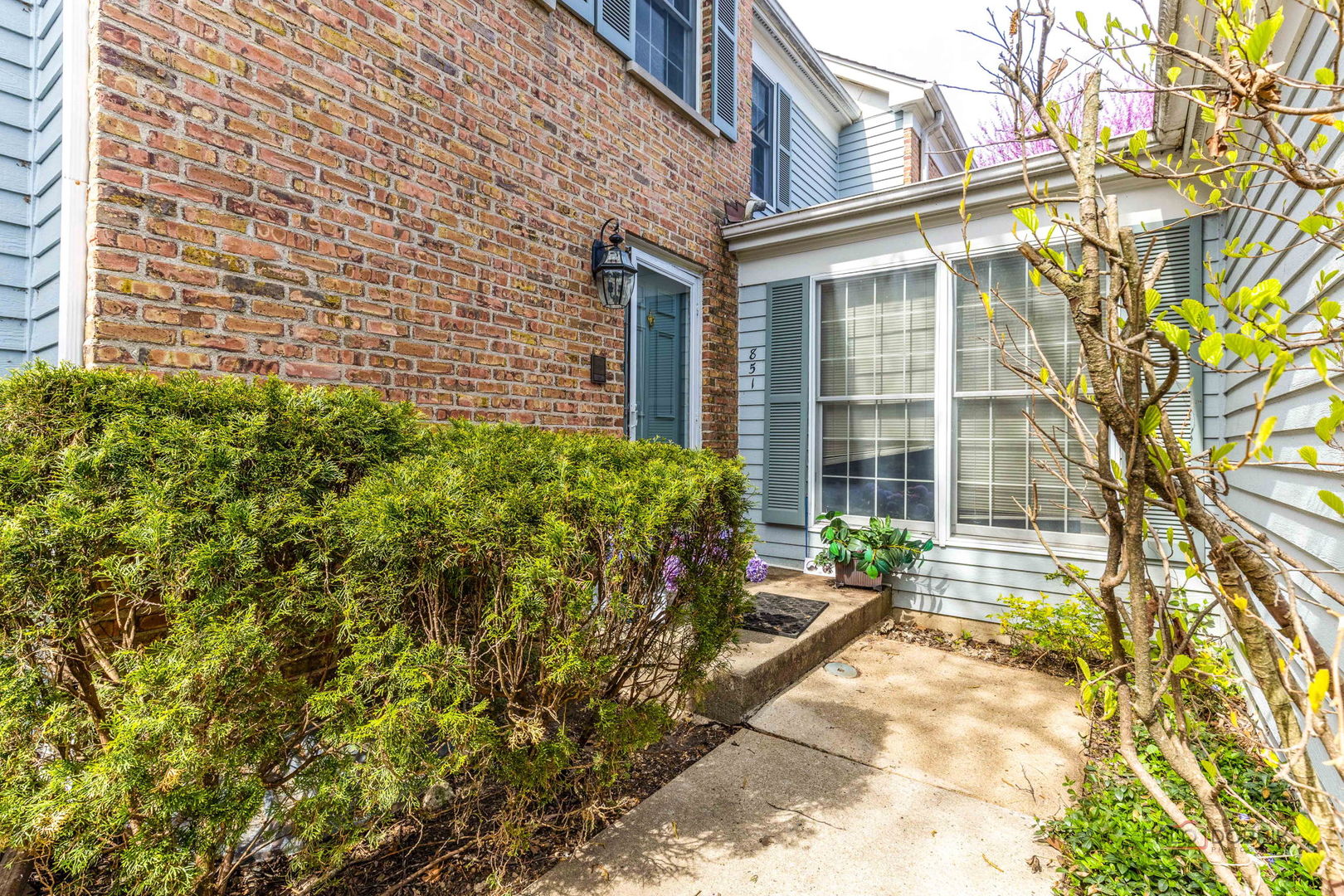 851 Sutton Court