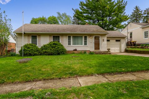 Tiny photo for 920 WOODLAND Drive, Rockford, IL 61108 (MLS # 12634634)