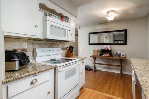 Tiny photo for 920 WOODLAND Drive, Rockford, IL 61108 (MLS # 12634634)