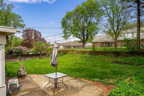 Tiny photo for 920 WOODLAND Drive, Rockford, IL 61108 (MLS # 12634634)