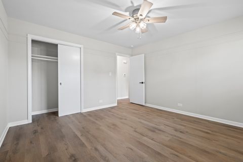 Tiny photo for 773 E Lincoln Avenue, Des Plaines, IL 60018 (MLS # 12492038)