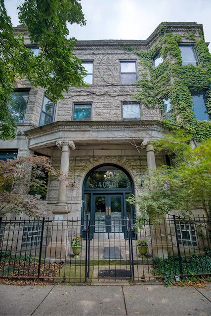 Photo of 4040 N Kenmore Avenue #3S, Chicago, IL 60613 (MLS # 12737967)