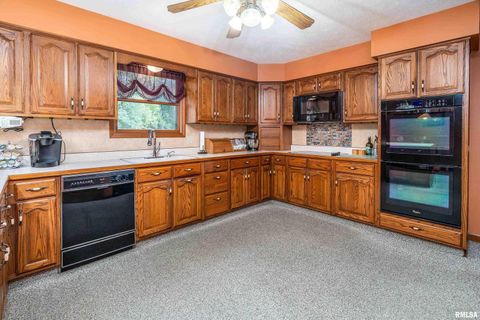 Tiny photo for 11688 STRAWBERRY Road, Carbondale, IL 62901 (MLS # EB460316)