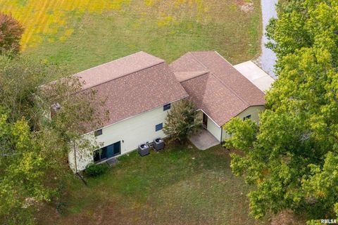 Tiny photo for 11688 STRAWBERRY Road, Carbondale, IL 62901 (MLS # EB460316)