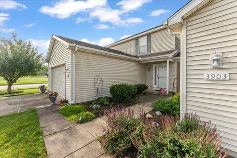 Tiny photo for 3903 Balmoral Drive, Champaign, IL 61822 (MLS # 12690998)