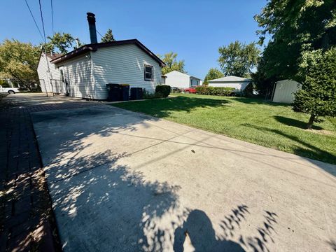 Tiny photo for 707 Sunset Circle, Streamwood, IL 60107 (MLS # 12473964)