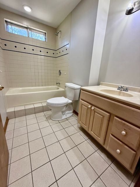 Tiny photo for 707 Sunset Circle, Streamwood, IL 60107 (MLS # 12473964)