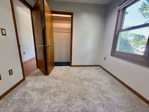 Tiny photo for 707 Sunset Circle, Streamwood, IL 60107 (MLS # 12473964)
