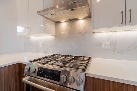 Tiny photo for 1920 S Shelby Court, Chicago, IL 60608 (MLS # 12539750)