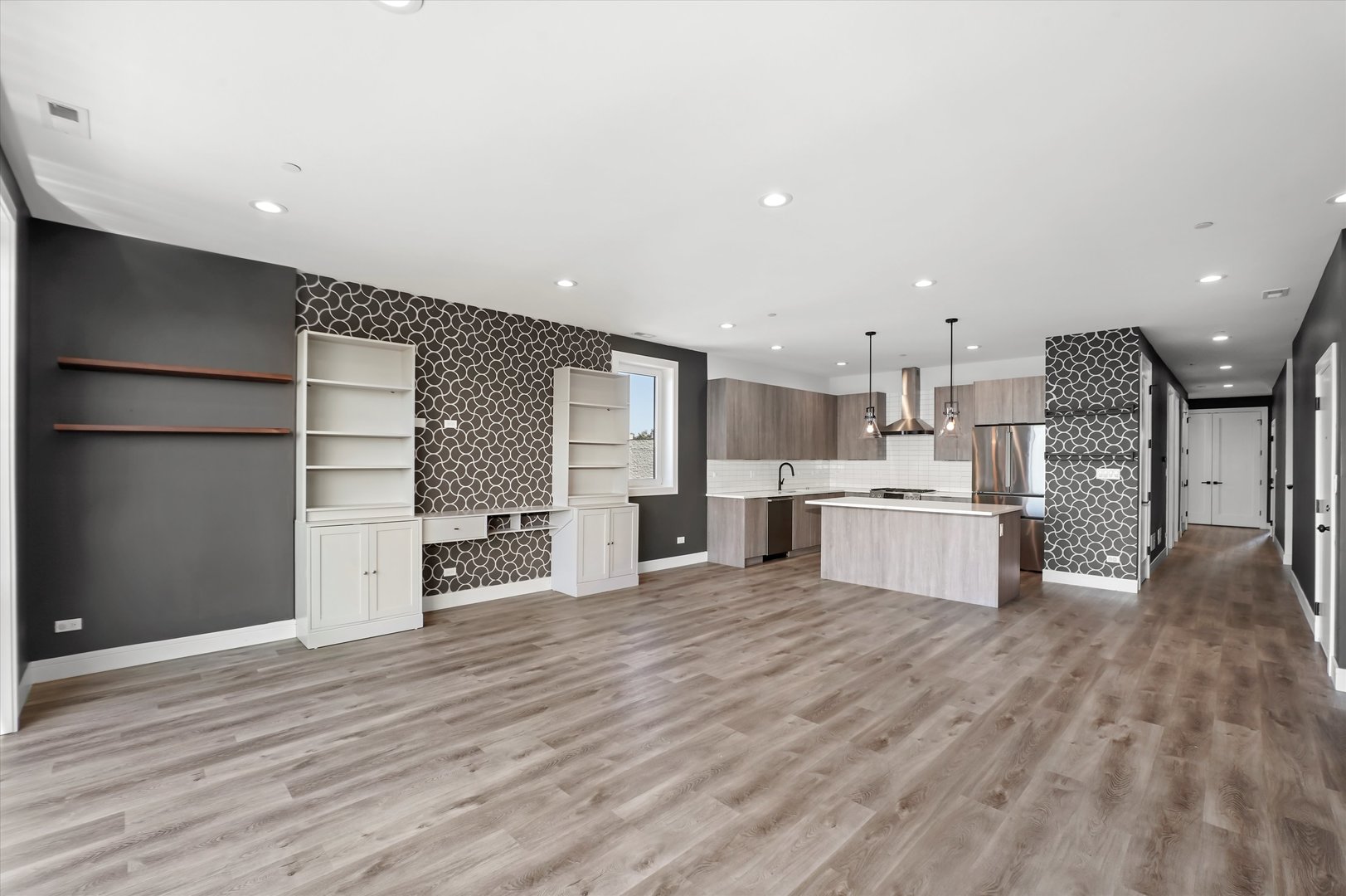 117 S Bell Avenue 4N