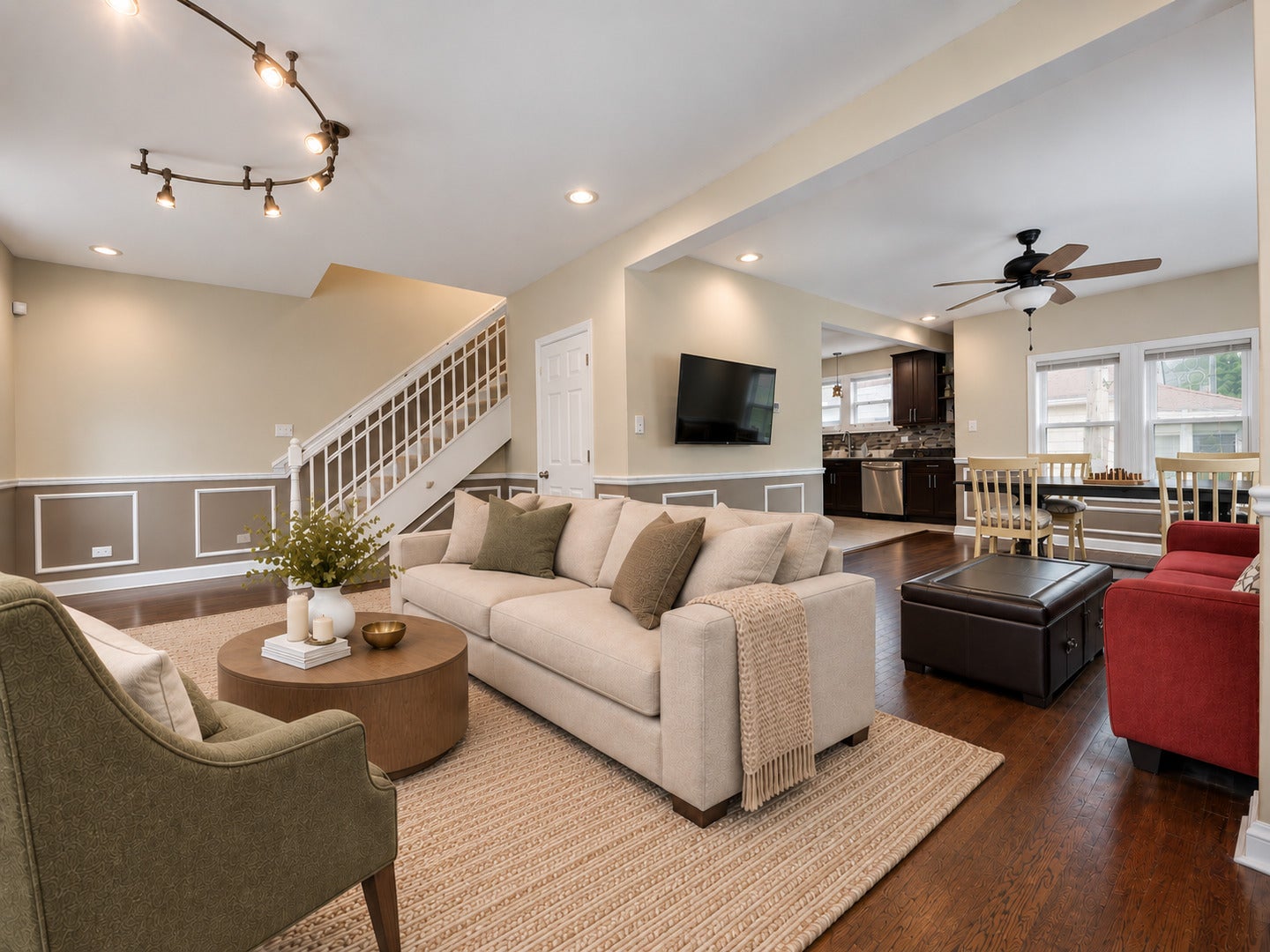 1540 W 105th Street