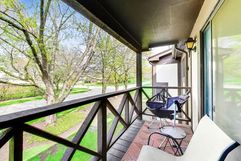 Tiny photo for 1048 Harbour Court #2B, Wheeling, IL 60090 (MLS # 12601113)