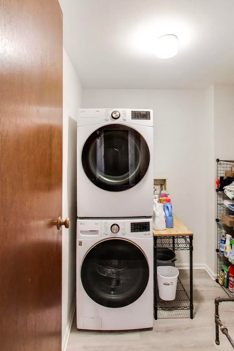 Tiny photo for 1048 Harbour Court #2B, Wheeling, IL 60090 (MLS # 12601113)