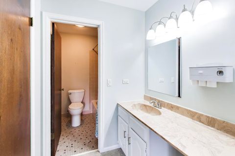 Tiny photo for 1048 Harbour Court #2B, Wheeling, IL 60090 (MLS # 12601113)