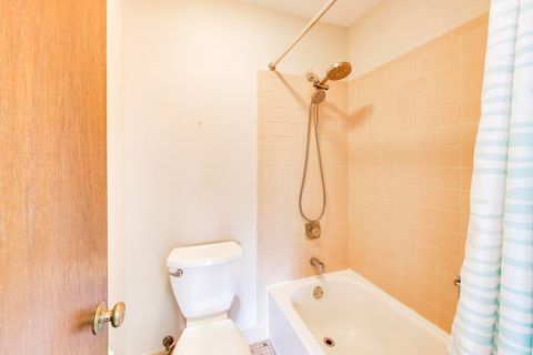 Tiny photo for 1048 Harbour Court #2B, Wheeling, IL 60090 (MLS # 12601113)