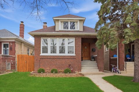 Photo of 5340 W Agatite Avenue, Chicago, IL 60630 (MLS # 12601507)