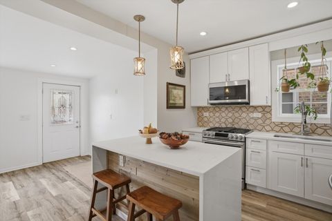 Tiny photo for 5340 W Agatite Avenue, Chicago, IL 60630 (MLS # 12601507)